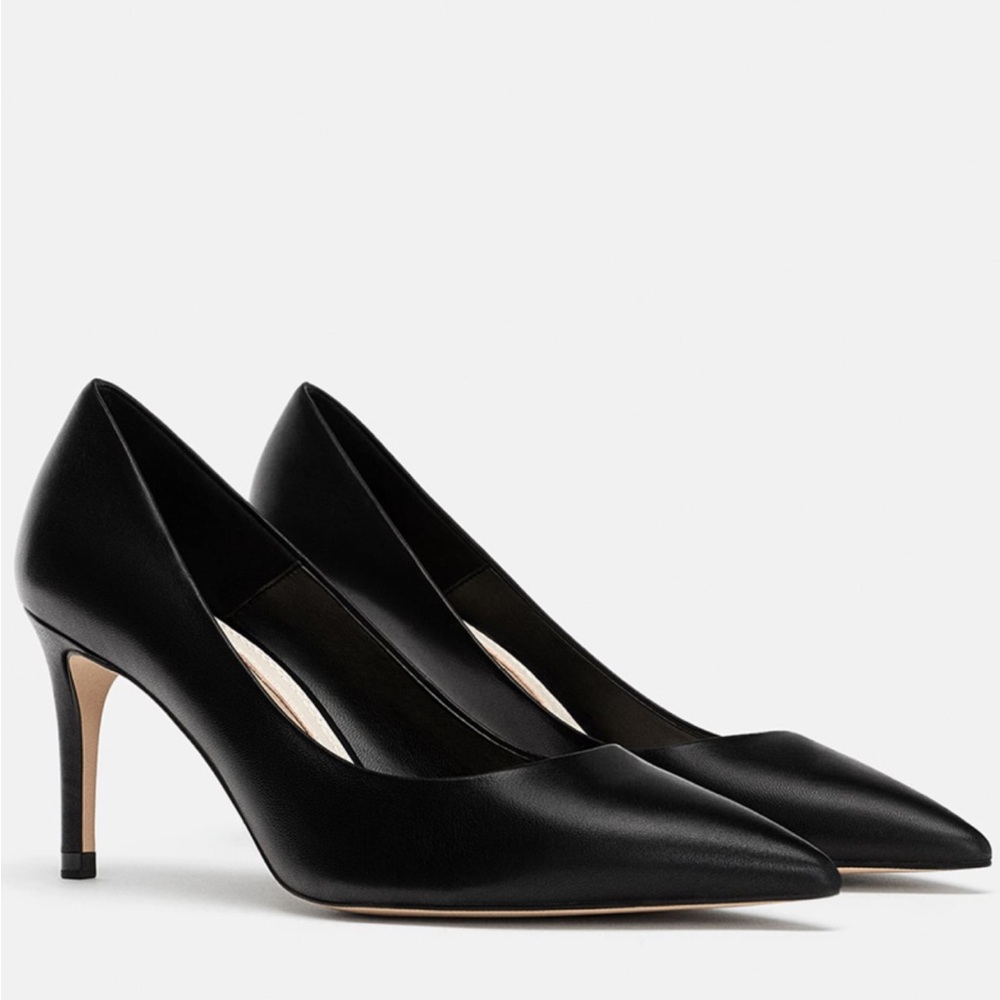🩵 ZARA Black Leather High Heel Pumps